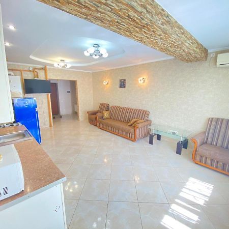 Ultra Central Double Room Appartment In Chisinau Exterior foto