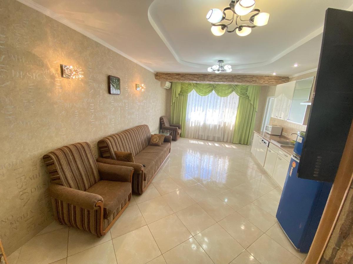Ultra Central Double Room Appartment In Chisinau Exterior foto